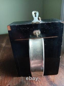 1913 Bulls Eye Lantern ANTIQUE Flashlight Rare Find With Original Battery