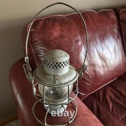 1930s-40s ANTIQUE VINTAGE HIRAM PIPER RAILROAD LANTERN CPR WITH ORIGINAL GLOBE