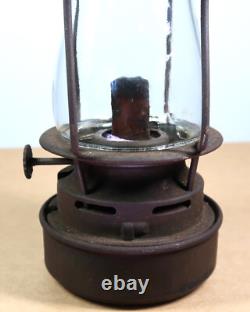 ANTIQUE DIETZ SPORT SKATER LANTERN OIL LAMP with H2 GLOBE ALL ORIGINAL