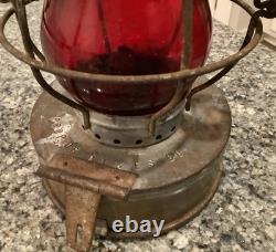 ANTIQUE RAILROAD LANTERN HANDLAN BRAND ST. LOUIS USA Prop Of Ct & Es Red