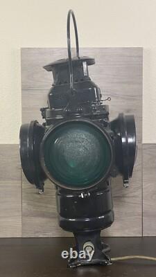Adlake Non-Sweating Lamp Chicago 4 Way Switch Lantern With Light Vintage