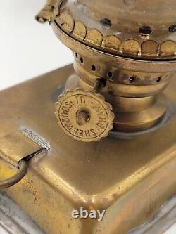 Antique Brass Lantern Junk Light Oil Great Britain Maritime light #2147. VG Cond