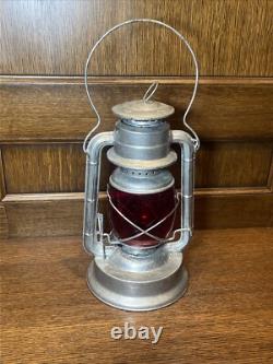 Antique Dietz 2 D Lite Red Globe Loc 8 Lantern Light Train Railroad Railway (B)