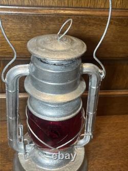 Antique Dietz 2 D Lite Red Globe Loc 8 Lantern Light Train Railroad Railway (B)