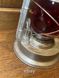 Antique Dietz 2 D Lite Red Globe Loc 8 Lantern Light Train Railroad Railway (B)