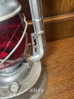 Antique Dietz 2 D Lite Red Globe Loc 8 Lantern Light Train Railroad Railway (B)