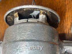 Antique Dietz 2 D Lite Red Globe Loc 8 Lantern Light Train Railroad Railway (B)