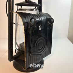 Antique Dietz Buckeye Dash Kerosene Lamp Lantern withrear spring clamp for wagon