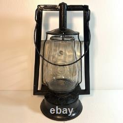 Antique Dietz Buckeye Dash Kerosene Lamp Lantern withrear spring clamp for wagon