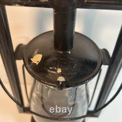 Antique Dietz Buckeye Dash Kerosene Lamp Lantern withrear spring clamp for wagon
