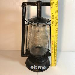 Antique Dietz Buckeye Dash Kerosene Lamp Lantern withrear spring clamp for wagon