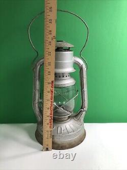 Antique Dietz D-Lite No. 2 Railroad Lantern Train Lamp Kerosene Oil Made In USA