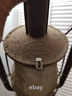 Antique Dietz Fitzall New York Oil Lantern