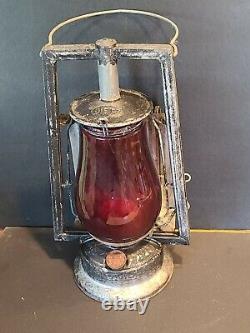 Antique Dietz Kerosene Buckeye Dash Lamp Lantern with LENS New York USA RED GLOBE