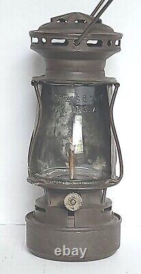 Antique Dietz Sport Skaters Lantern Patent 7/04 5/08 2/14 Scout H1 Globe NY