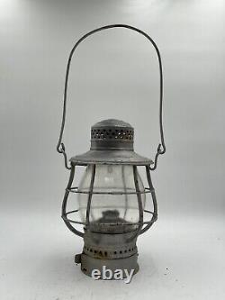 Antique Handlan 39 Illinois Central (ICRR) Railroad Lantern Clear Globe