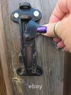 Antique NYC Railroad Train Car Lantern Oil Lamp Cast Iron Wall Mount Bracket