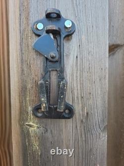 Antique NYC Railroad Train Car Lantern Oil Lamp Cast Iron Wall Mount Bracket