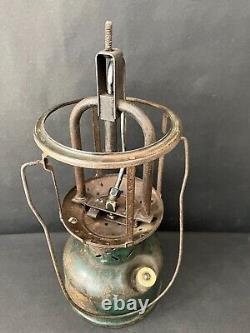 Antique Old Vintage Coleman 1944 Kerosene Pressure Iron Lantern Lamp Made In USA