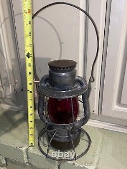 Antique Original Iron Dietz Vesta Kero Oil Lamp Lantern New York USA EST 1910