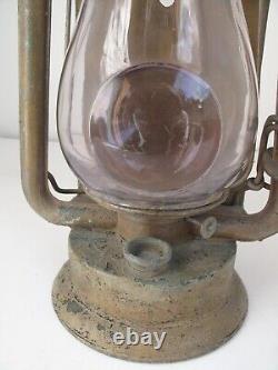 Antique Rayo no. 76 Kerosene Lantern with Bullseye Lens 1900s