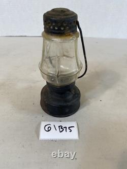 Antique Skaters tin lantern small gas lantern twist onto base oil lamp 61B75