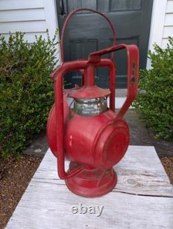 Antique Star Head Light & Lantern Co Railroad Lantern Oil Kerosene
