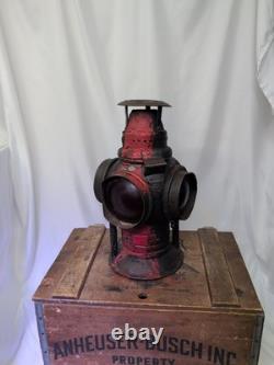 Antique The ADLAKE Non-Sweating Lamp Chicago Railroad Train Switch Lantern