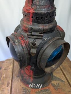 Antique The ADLAKE Non-Sweating Lamp Chicago Railroad Train Switch Lantern