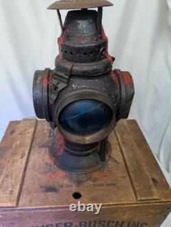Antique The ADLAKE Non-Sweating Lamp Chicago Railroad Train Switch Lantern