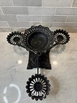 Antique Victorian Cast Iron Swing Arm Oil Lamp Lantern Holder