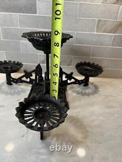 Antique Victorian Cast Iron Swing Arm Oil Lamp Lantern Holder