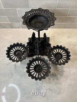 Antique Victorian Cast Iron Swing Arm Oil Lamp Lantern Holder