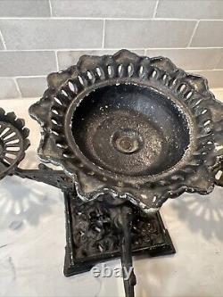 Antique Victorian Cast Iron Swing Arm Oil Lamp Lantern Holder