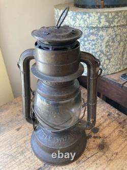 Antique Vintage Dietz Little Wizard Railroad lantern New York