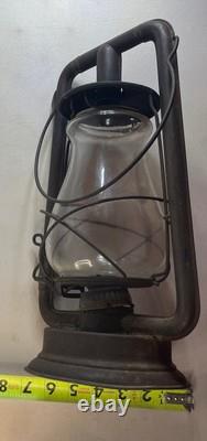 Antique Vintage Dietz NY Monarch USA Kerosene Oil Lantern Rustic 2G13