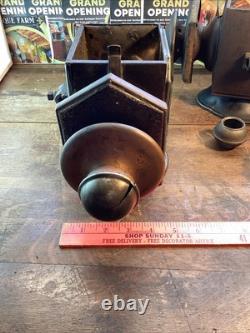 Antique Vintage Pair Coach Carriage Buggy Automobile Candle Lanterns Lamps