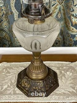 Antique Vtg Sandwich Glass Oil Lamp Victorian Art Deco Egyptian Revival Kerosene