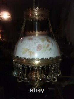 Antique hanging oil/kerosene parlor lamp