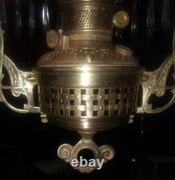 Antique hanging oil/kerosene parlor lamp