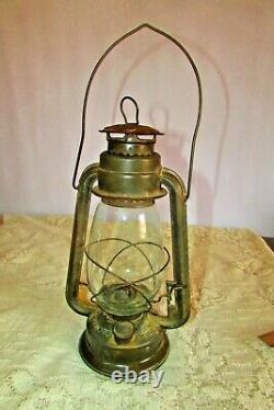 BEST Oil Lamp CHALWYN Kerosene Oil lamp Rare Lamp Made In England & Far East