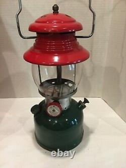 Coleman 200a christmas Lantern 6/51 With Metal Guillotine Case And Funnel