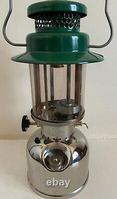 Coleman 242K Canadian lantern (4/1934)