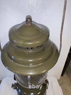Coleman Lantern 1952 US Army Military Lantern model 252A Pyrex Glass