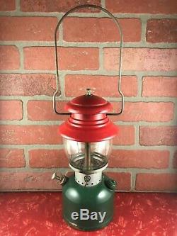 Coleman Lantern 200A Single Mantle Christmas Red Green Pyrex 1951 USA Vintage