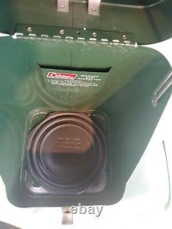Coleman Lantern Metal Carrying Case Vintage Green