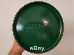 Coleman Lantern Model 200a700 4/82 Green