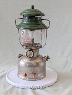 Coleman Model 202 Single Mantel Lantern The Sunshine Of The Night Green Vintage