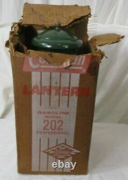 Coleman Single Mantle Lantern 202 6/54 ceramic burner sunburst globe with box