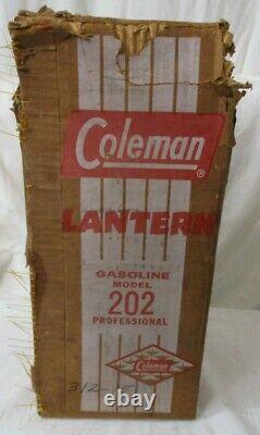 Coleman Single Mantle Lantern 202 6/54 ceramic burner sunburst globe with box